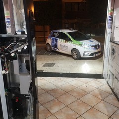 Sventato furto al distributore automatico in via San Giorgio