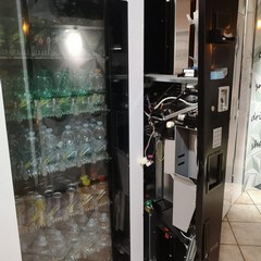 Sventato furto al distributore automatico in via San Giorgio