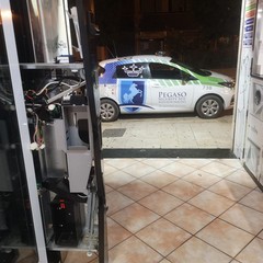 Sventato furto al distributore automatico in via San Giorgio