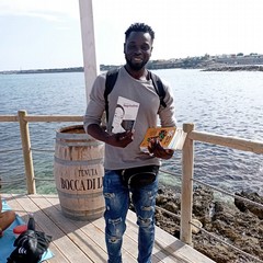 Fall vende libri Africa