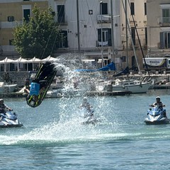 Spettacolo di Flyboard 2025