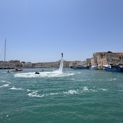 Spettacolo di Flyboard 2025