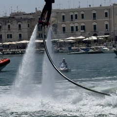 Spettacolo di Flyboard 2025