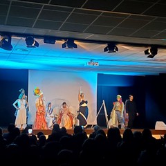 Bucci spettacolo donne