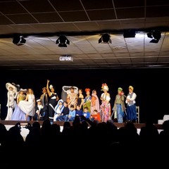 Bucci spettacolo donne