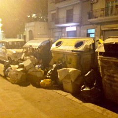 Rifiuti via Malcangi