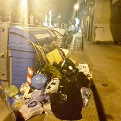 Rifiuti via Malcangi