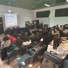 LICEO V VECCHI TRANI SEMINARIO PROF MONOPOLI JPEG