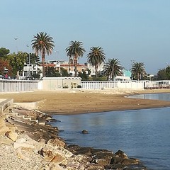 Strutture mobili lungomare di Trani