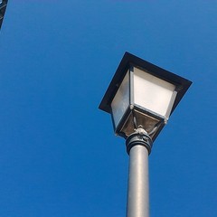 Colpi di pistola contro i lampioni del Mongelli