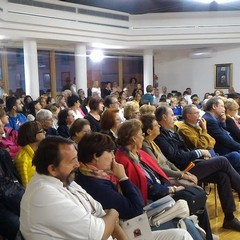 Donazione della copia originale dello stemma di Trani