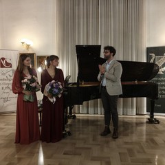 Anna ed Elisa Plano con Alfonso Sondano