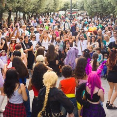 Super Trani: due giorni di festa tra cosplay, musica e fumetti in Piazza della Repubblica