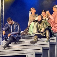 Trani Musical Forza Venite Gente JPEG