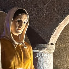 Trani Presepe in Piazza Libert Allocazione del bambinello