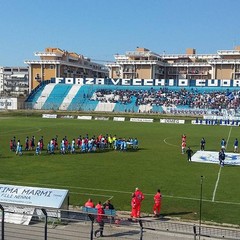 Trani Vieste ingresso in campo