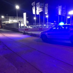 Via Barletta, volata la copertura di un capannone