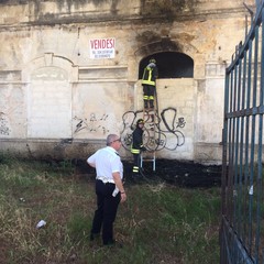 Ancora fiamme nella villa di via Verdi