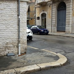 Motolov in via Bebio, angolo via De Robertis