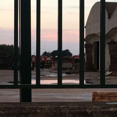 Incendio capannone via Curatoio