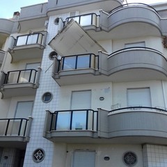 Copertura dell'attico sul Lungomare Cristoforo Colombo