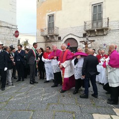 Le immagini della processione e dell'accoglienza della reliquia