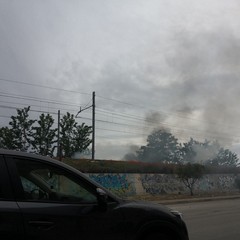 Incendio nei pressi della ferrovia