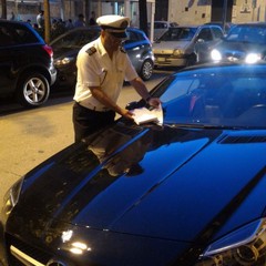 Multe e rimozioni auto in città