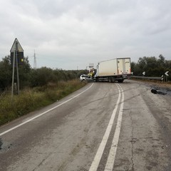 Impatto frontale nella notte sulla Andria-Bisceglie, morto un 42enne andriese