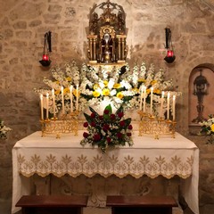 Altari della reposizione nelle chiese di Trani