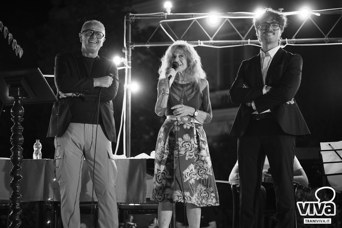 Il professor Gianni De Iuliis, la professoressa Isabella Scarpelli e Antonio Notarpietro