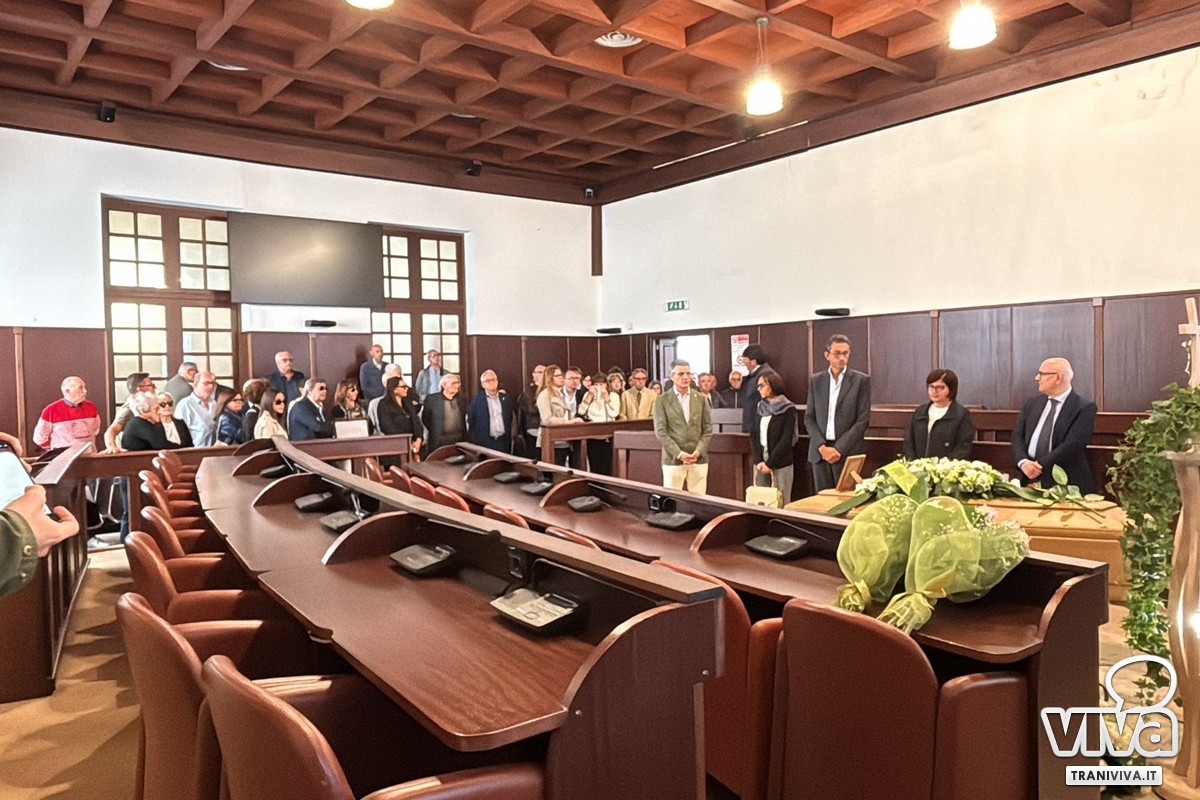 Camera ardente per Carlo Avantario