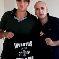 Il calciatore juventino Paolo de Ceglie in visita a Trani