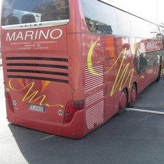 Trani, autobus bloccato sulla rampa della 16 bis