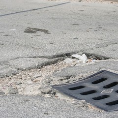 Buche stradali in via Salvemini