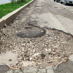 Buca Stradale in via Malcangi (nei pressi del civico 322)