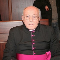 Cittadinanza onoraria a monsignor Giovan Battista Pichierri