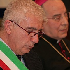 Cittadinanza onoraria a monsignor Giovan Battista Pichierri