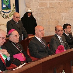 Cittadinanza onoraria a monsignor Giovan Battista Pichierri