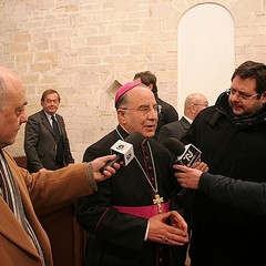 Cittadinanza onoraria a monsignor Giovan Battista Pichierri