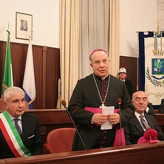 Cittadinanza onoraria a monsignor Giovan Battista Pichierri