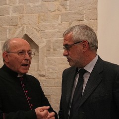 Cittadinanza onoraria a monsignor Giovan Battista Pichierri