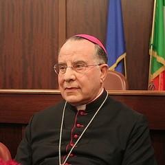 Cittadinanza onoraria a monsignor Giovan Battista Pichierri