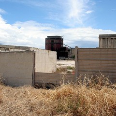 Blitz di TraniViva nell'ex distilleria Angelini