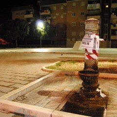 Trani, tutte le fontane pubbliche sigillate nella notte