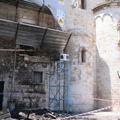 Chiesa di Ognissanti, incendio al bar Crepapelle