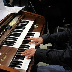 San Magno, prima messa nei locali di via Almirante