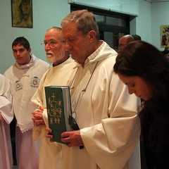 San Magno, prima messa nei locali di via Almirante