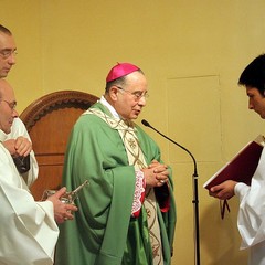 San Magno, prima messa nei locali di via Almirante