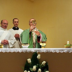 San Magno, prima messa nei locali di via Almirante